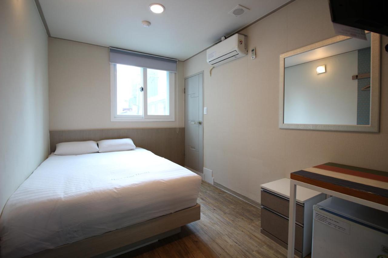 Dongdaemun Hwashin Hostel Seoel Buitenkant foto