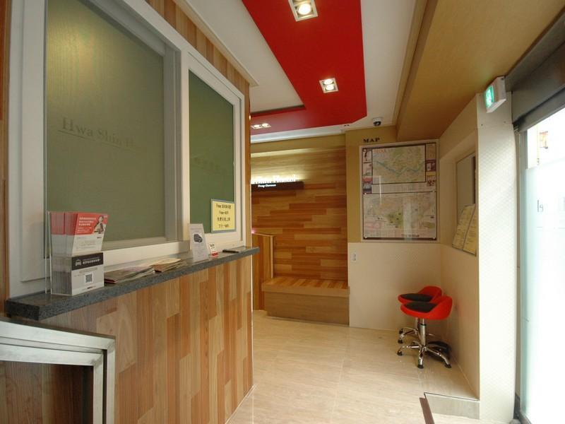 Dongdaemun Hwashin Hostel Seoel Buitenkant foto